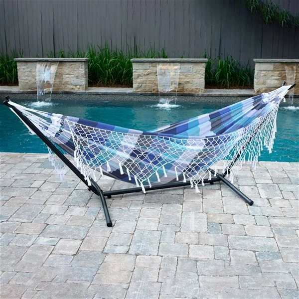 Vivere Marina 10-ft Marina Cotton Brazilian Hammock with Stand 5 Vivere Marina 10-ft Marina Cotton Brazilian Hammock with Stand - Image 3
